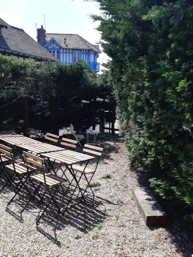 Maison En Bord De Mer Blonville-sur-Mer Exterior foto